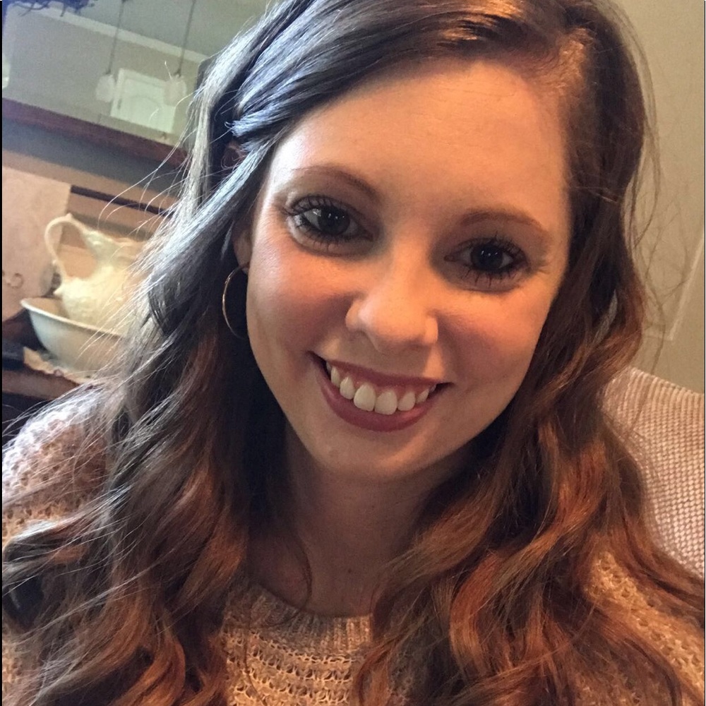 Meet your Posher, Whitney